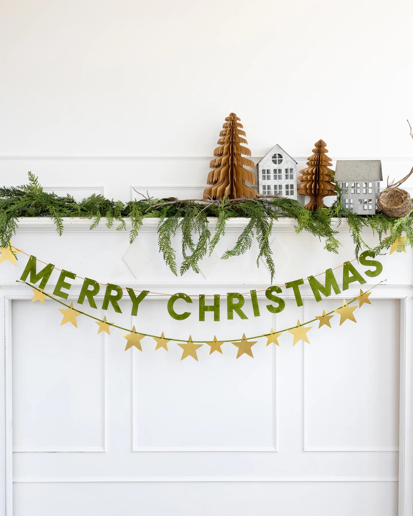 CHRISTMAS MEMORIES MERRY CHRISTMAS WITH METAL STARS BANNER