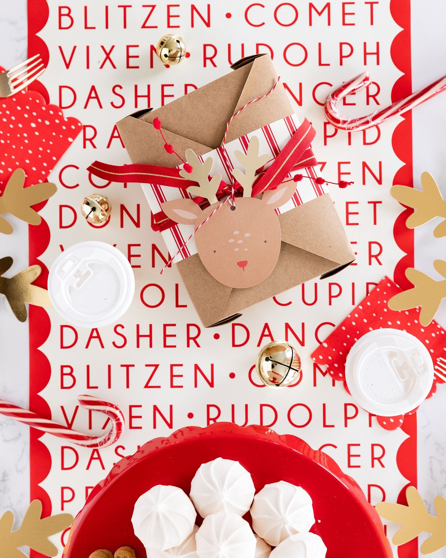 DEAR RUDOLPH REINDEER NAMES TABLE RUNNER