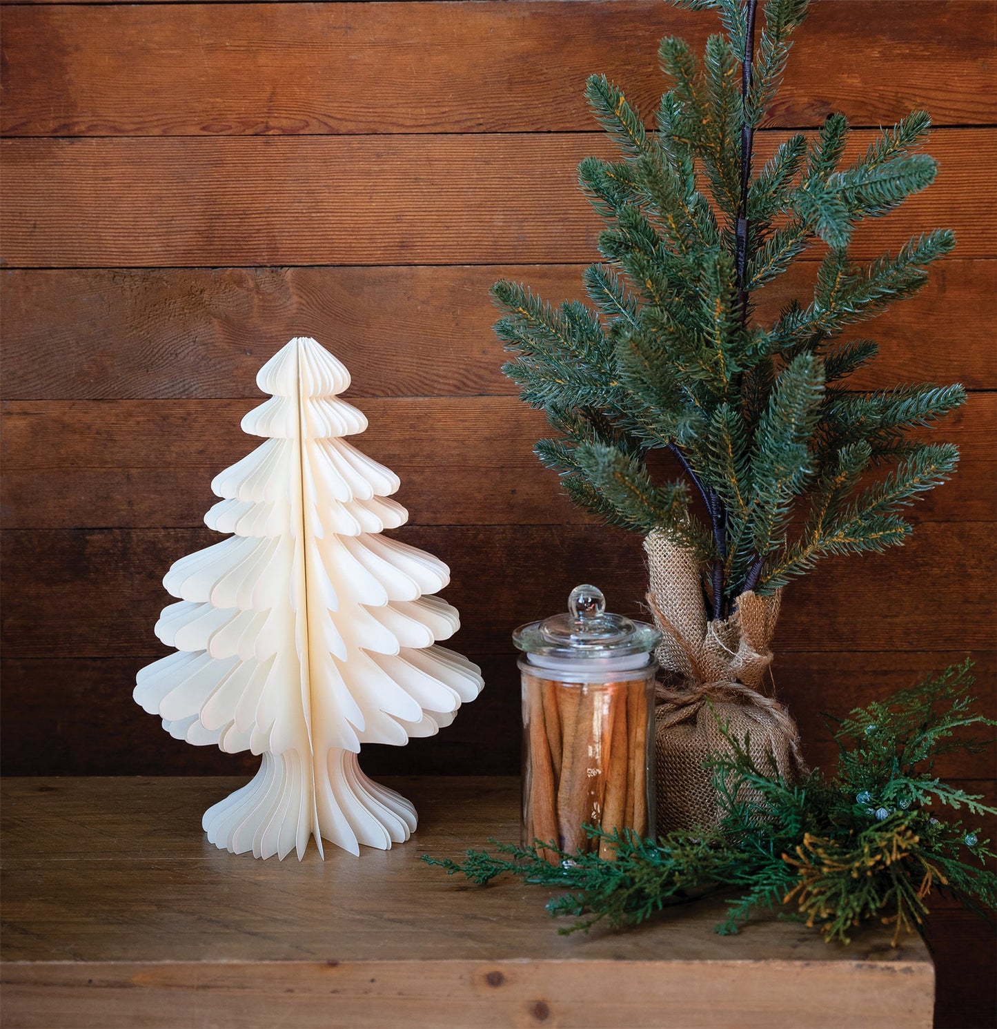 GOLDEN HOLIDAY PAPER TREE DECOR BUNDLE