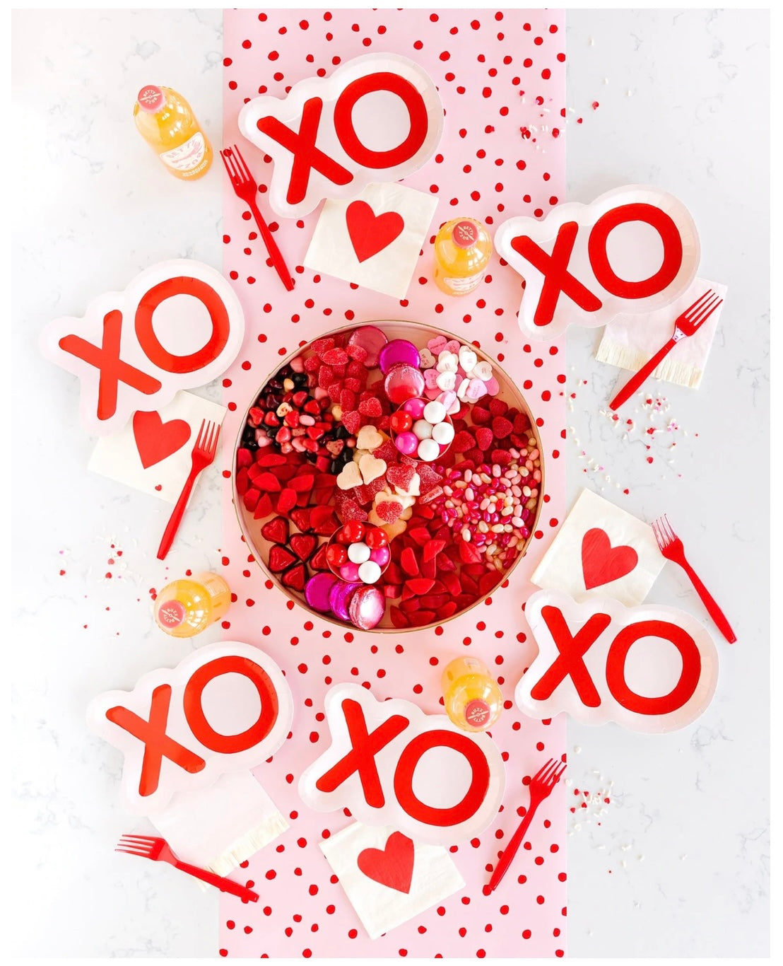 XOXO SHAPED PLATES