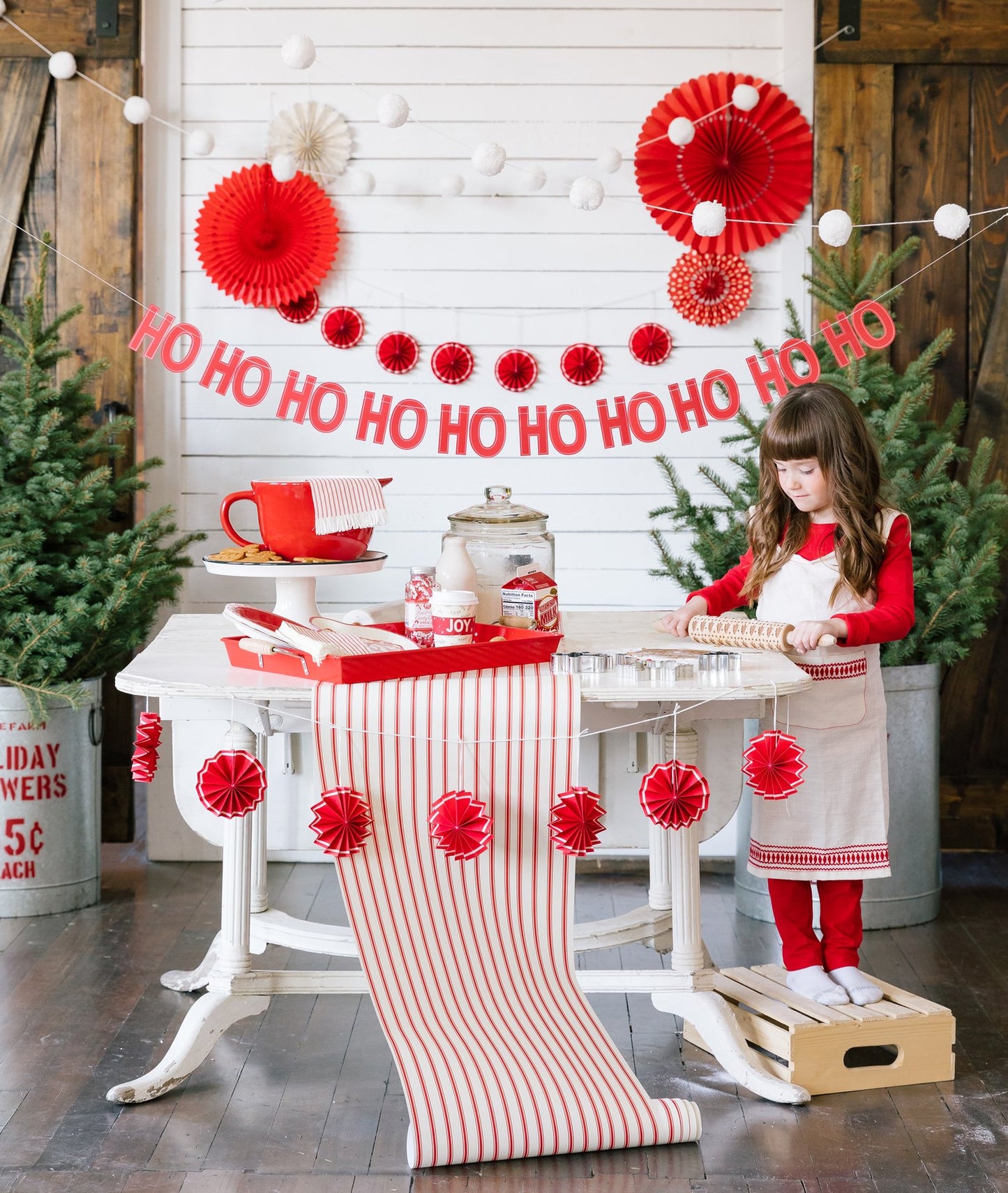 RED STRIPED TABLE RUNNER