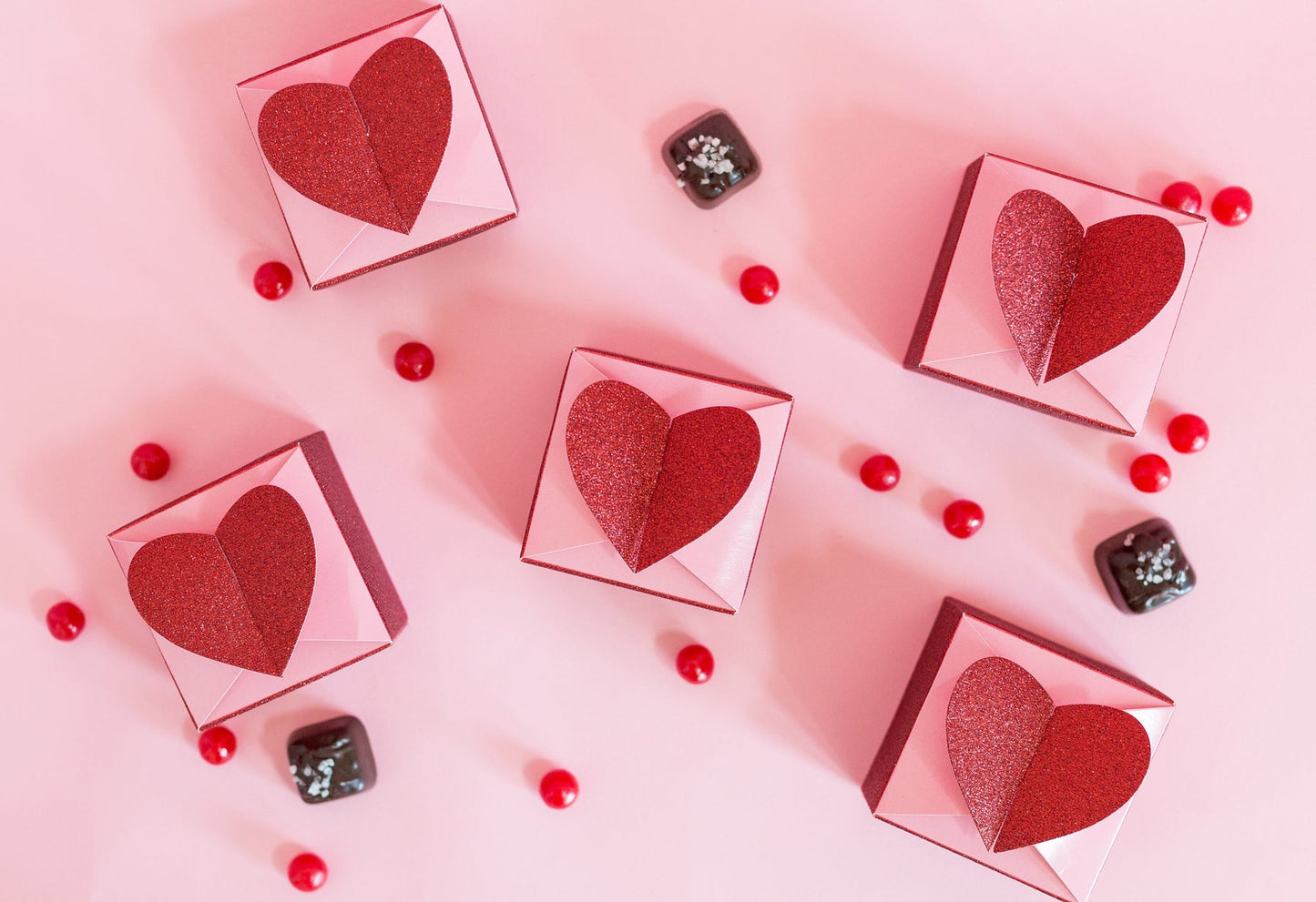 VALENTINE HEART FAVOR BOXES