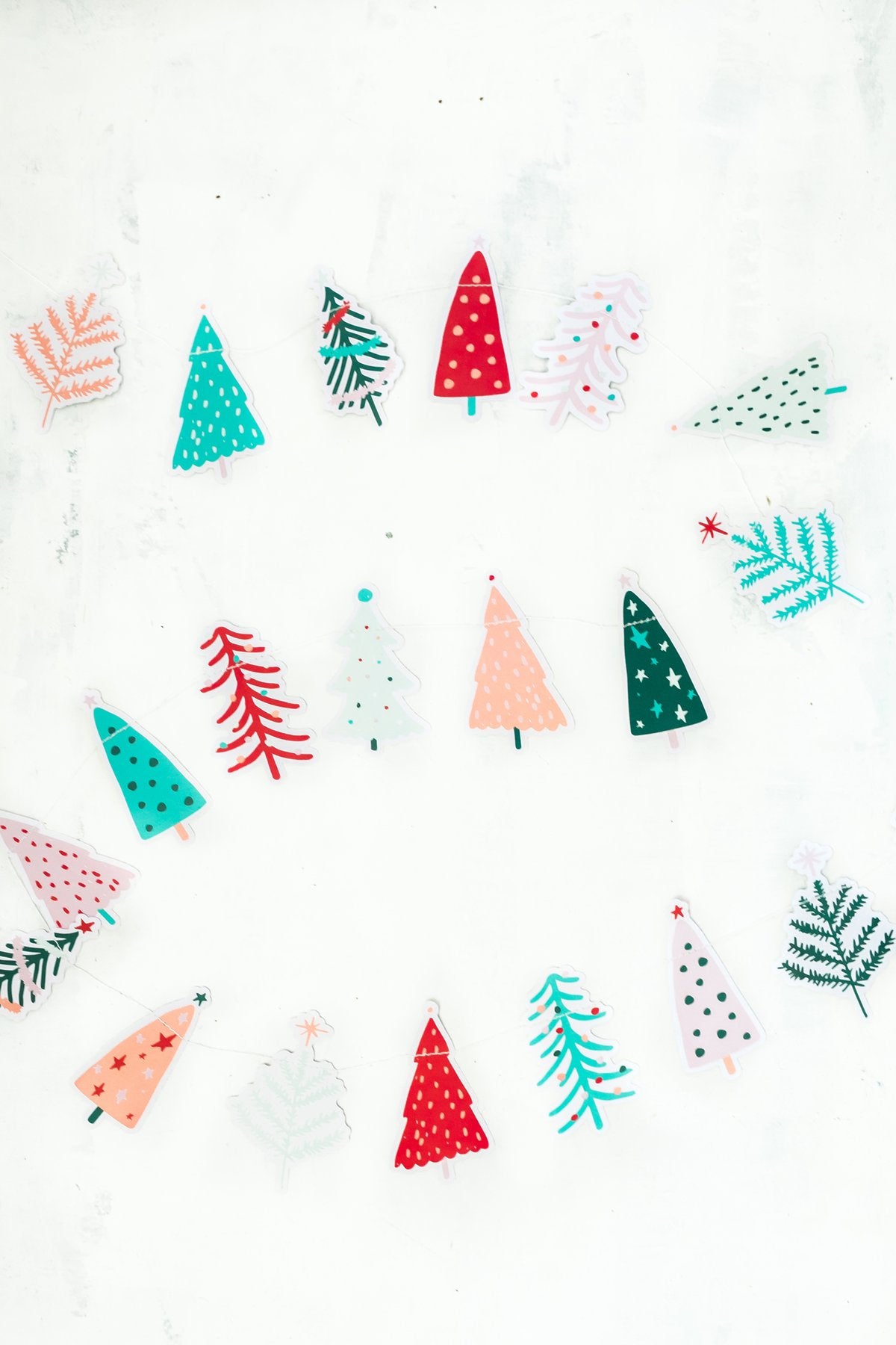 WHIMSICAL CHRISTMAS TREE BANNER