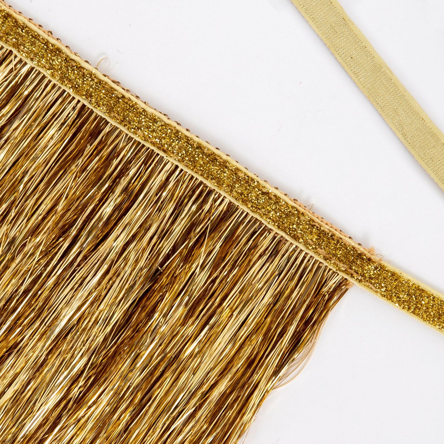 GOLD TINSEL FRINGE GARLAND