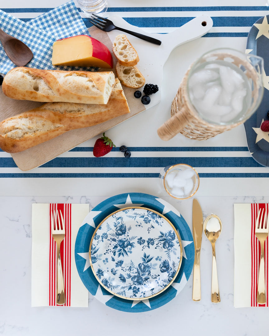 HAMPTONS NAVY FLORAL PAPER PLATE